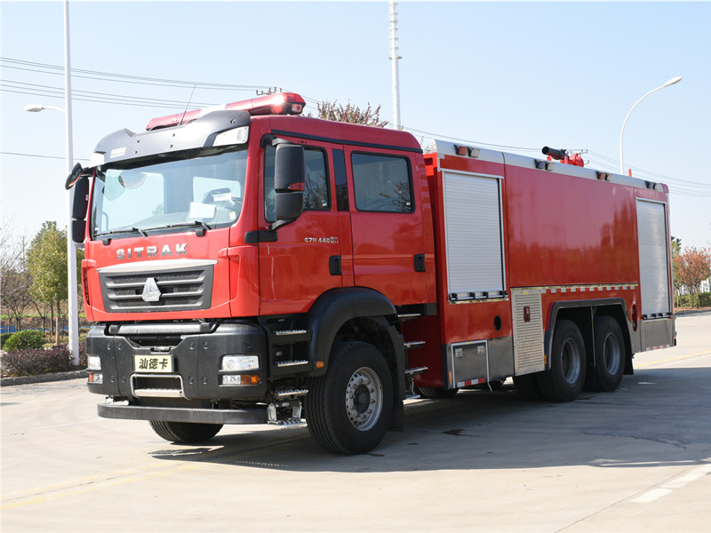 宿營(yíng)車(chē)價(jià)格下方安拆平安標記燈和側答復反射器組合式